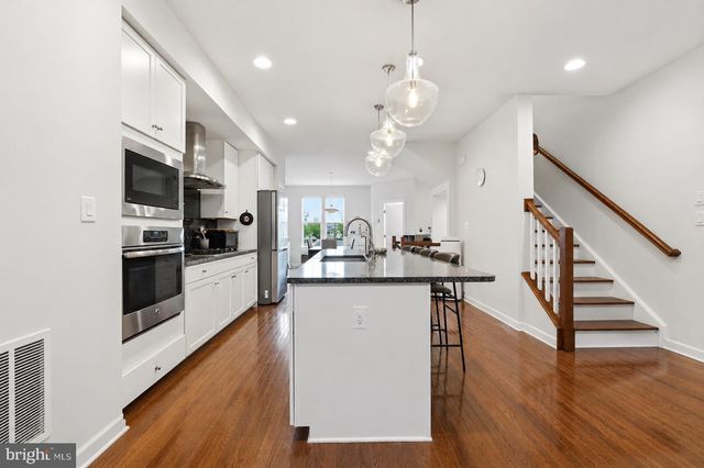 9251 WOOD VIOLET CT, Fairfax, VA 22031