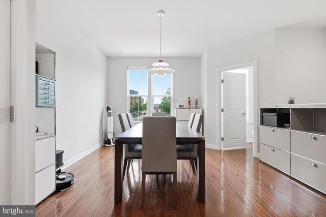 9251 WOOD VIOLET CT, Fairfax, VA 22031