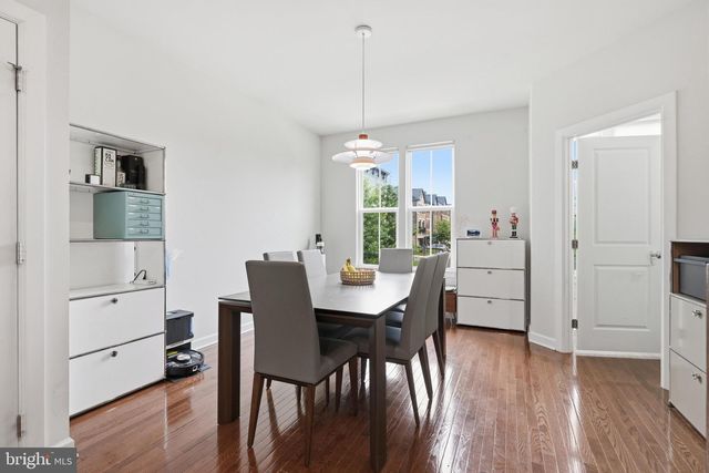9251 WOOD VIOLET CT, Fairfax, VA 22031
