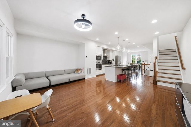 9251 WOOD VIOLET CT, Fairfax, VA 22031
