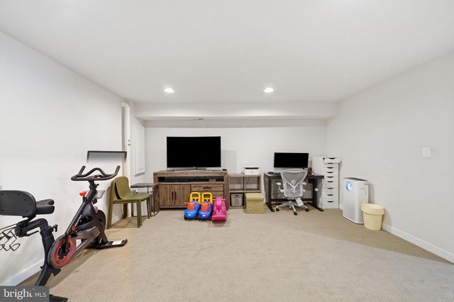9251 WOOD VIOLET CT, Fairfax, VA 22031