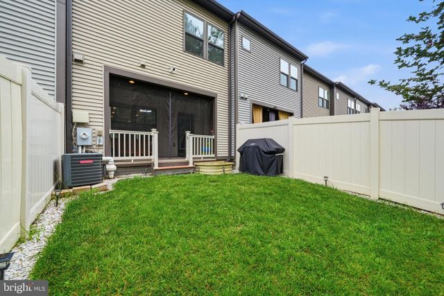9251 WOOD VIOLET CT, Fairfax, VA 22031