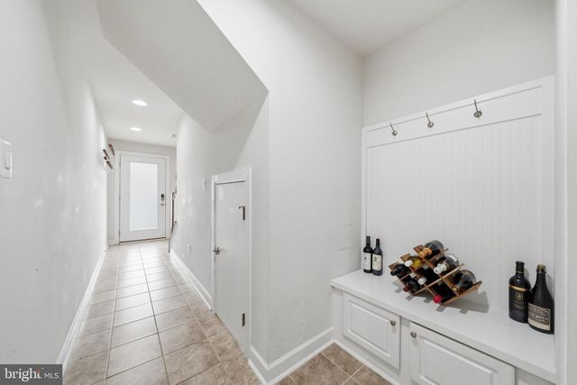 9251 WOOD VIOLET CT, Fairfax, VA 22031