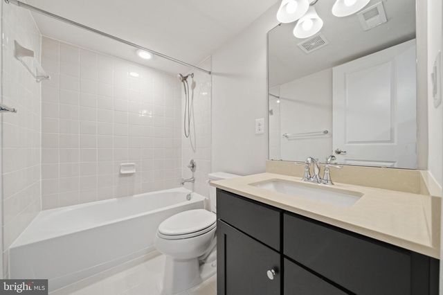 9251 WOOD VIOLET CT, Fairfax, VA 22031