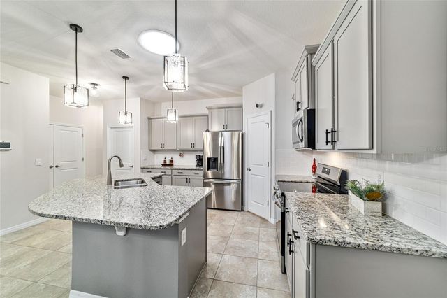 5403 NW 48TH PLACE, Ocala, FL 34482