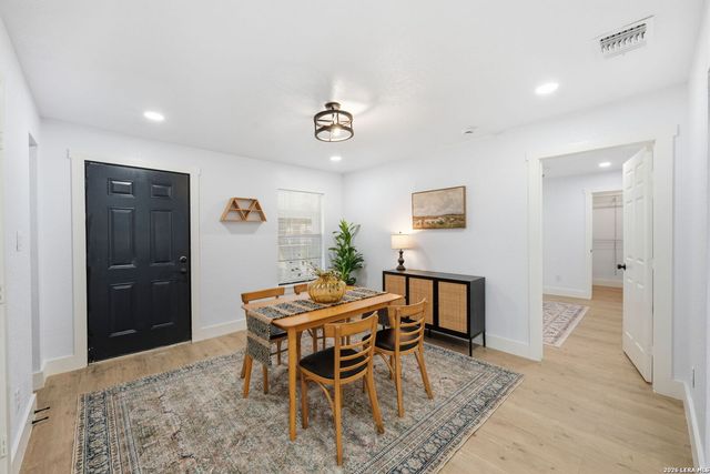631 W Olmos, San Antonio, TX 78212