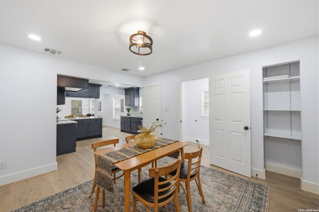 631 W Olmos, San Antonio, TX 78212