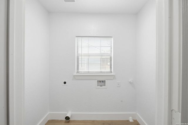 631 W Olmos, San Antonio, TX 78212
