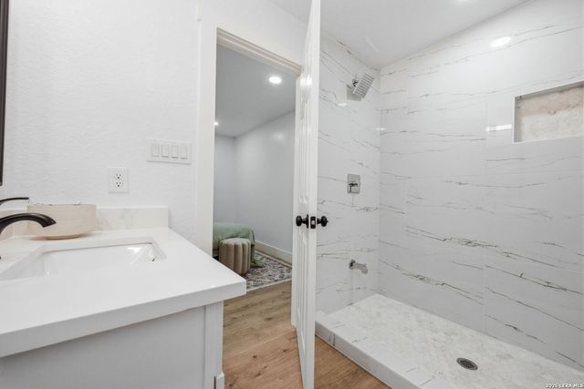 631 W Olmos, San Antonio, TX 78212