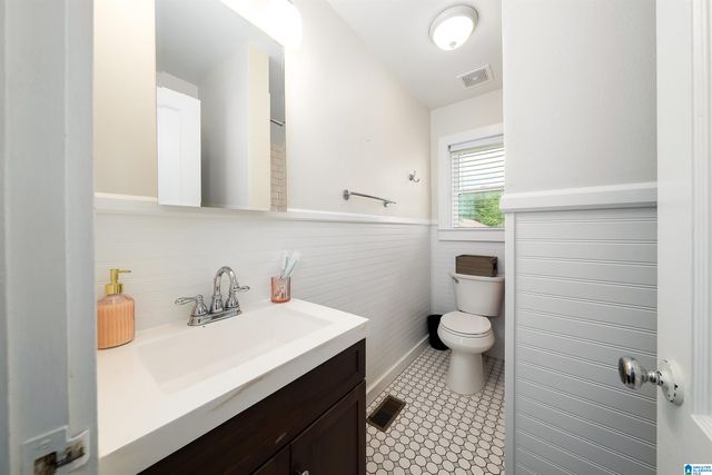 16 MASSEY ROAD, Alabaster, AL 35007