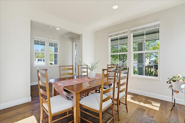 21590 Cascade Crossing Rd, Grass Valley, CA 95949