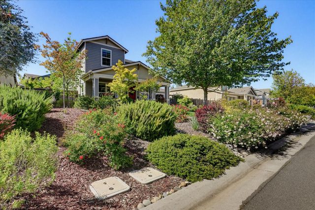 21590 Cascade Crossing Rd, Grass Valley, CA 95949