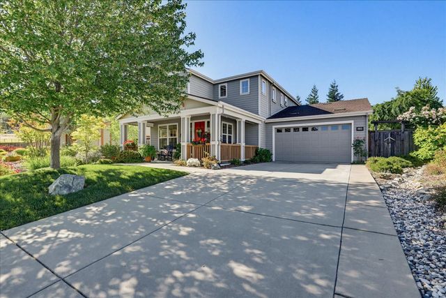 21590 Cascade Crossing Rd, Grass Valley, CA 95949
