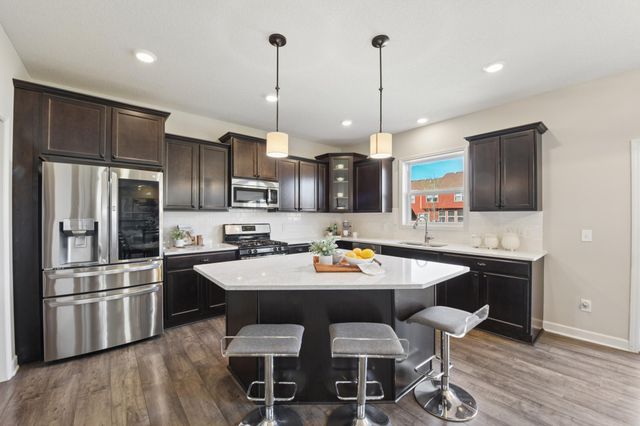 6864 Jewel Avenue S, Cottage Grove, MN 55016