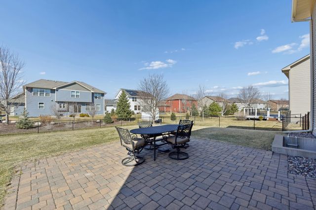 6864 Jewel Avenue S, Cottage Grove, MN 55016