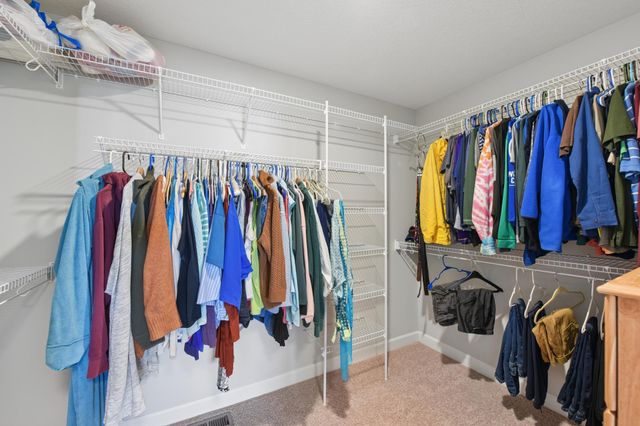 6864 Jewel Avenue S, Cottage Grove, MN 55016