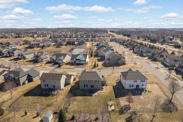 6864 Jewel Avenue S, Cottage Grove, MN 55016