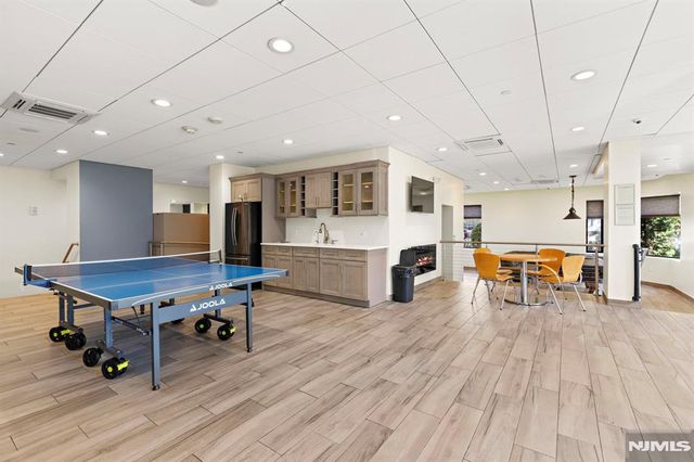 45 S River Drive 2914, Jersey City, NJ 07310