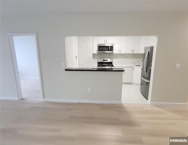 45 S River Drive 2914, Jersey City, NJ 07310