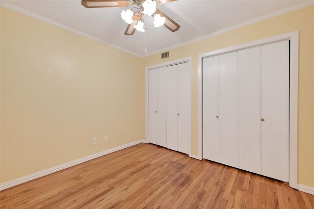 909 Silber Road 16C, Houston, TX 77024