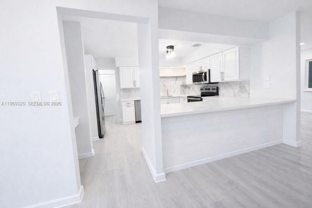 4485 SW 26th Ave, Dania Beach, FL 33312