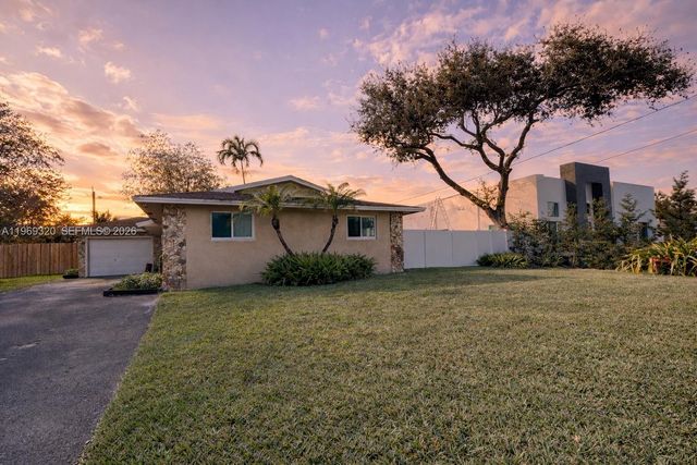 4485 SW 26th Ave, Dania Beach, FL 33312