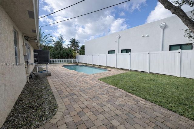 4485 SW 26th Ave, Dania Beach, FL 33312
