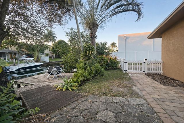 4485 SW 26th Ave, Dania Beach, FL 33312