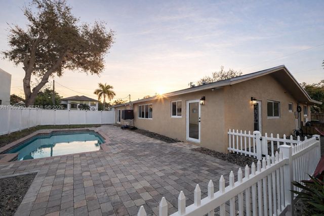 4485 SW 26th Ave, Dania Beach, FL 33312