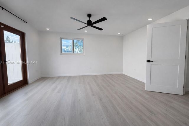 4485 SW 26th Ave, Dania Beach, FL 33312