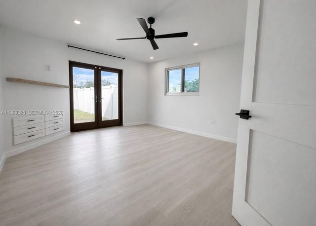 4485 SW 26th Ave, Dania Beach, FL 33312