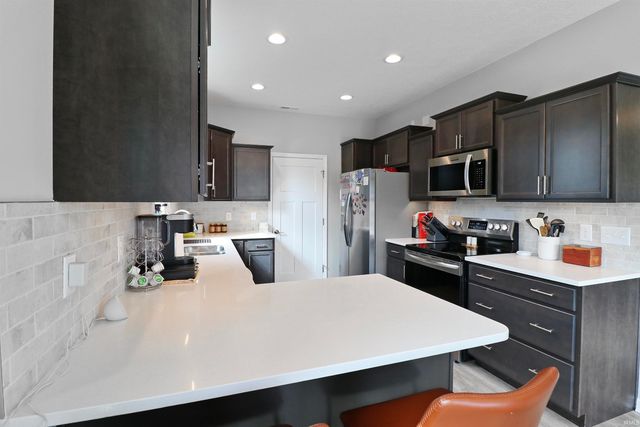 1814 Southridge Drive, Frankfort, IN 46041