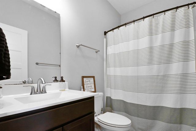 1814 Southridge Drive, Frankfort, IN 46041