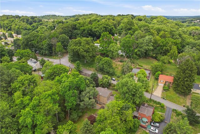 131 Elm Road, Ross Twp, PA 15237