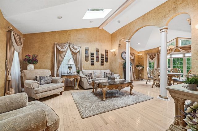 131 Elm Road, Ross Twp, PA 15237