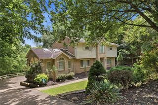 131 Elm Road, Ross Twp, PA 15237
