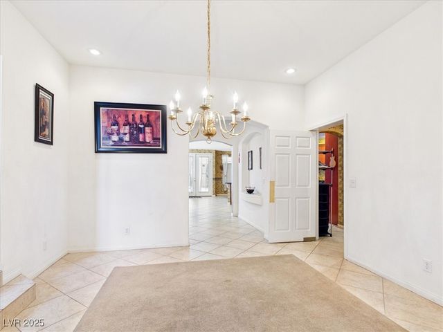 321 Whispering Tree Avenue, Las Vegas, NV 89183