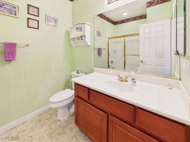 321 Whispering Tree Avenue, Las Vegas, NV 89183