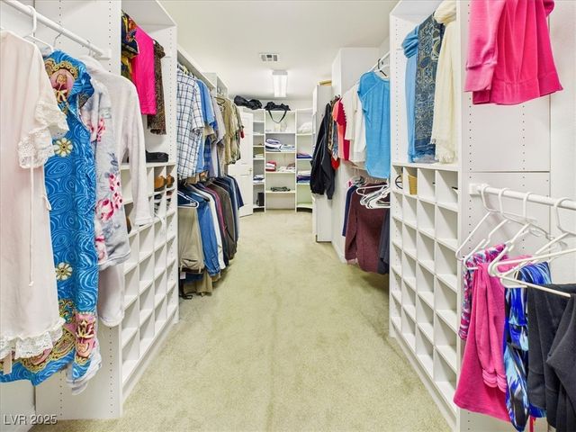 321 Whispering Tree Avenue, Las Vegas, NV 89183