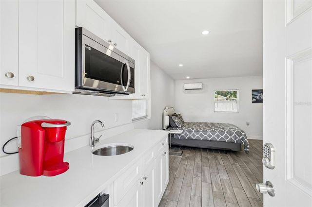 1406 E 23RD AVENUE, Tampa, FL 33605