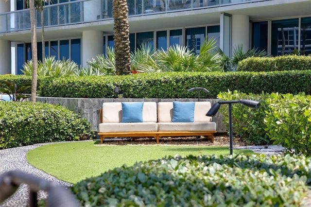 6799 Collins Ave 1704, Miami Beach, FL 33141