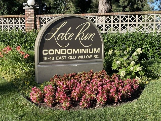 16 E Old Willow Road 431S, Prospect Heights, IL 60070