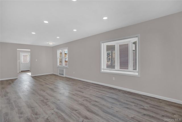 820 Jefferson Street, Baldwin, NY 11510