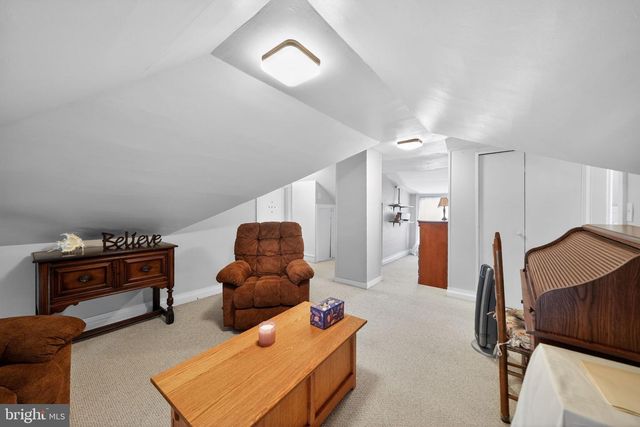 2143 HAIG AVE, Morton, PA 19070