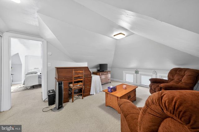 2143 HAIG AVE, Morton, PA 19070