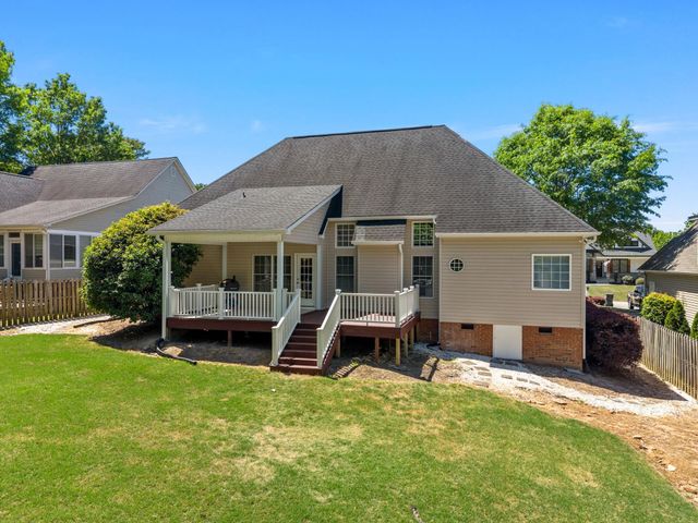 837 E Coosaw Court, Roebuck, SC 29376