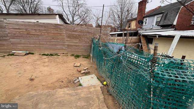 5707 CHILLUM PL NE, Washington, DC 20011