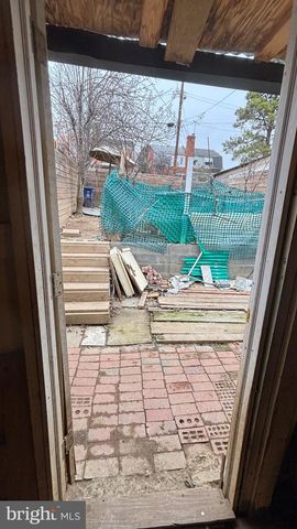 5707 CHILLUM PL NE, Washington, DC 20011