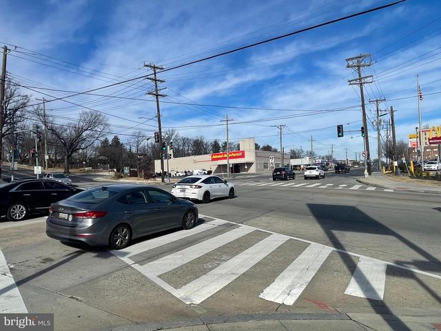 5707 CHILLUM PL NE, Washington, DC 20011