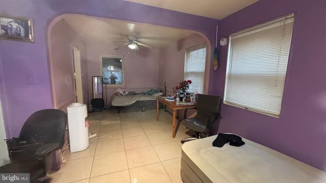 5707 CHILLUM PL NE, Washington, DC 20011